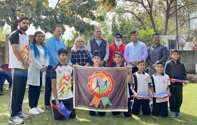 SSP RAILWAYS JAMMU SHILANDER SINGH HONOUR THE SPEED BALL PLAYERS